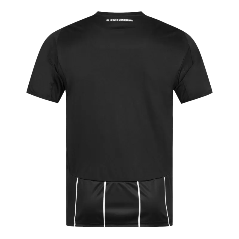 Eintracht Frankfurt Fourth tee 25/26