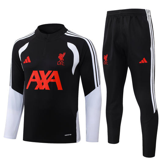 Liverpool анцуг 15