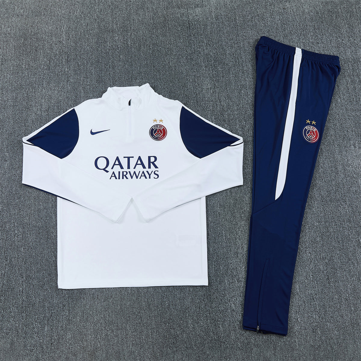 PSG анцуг 23