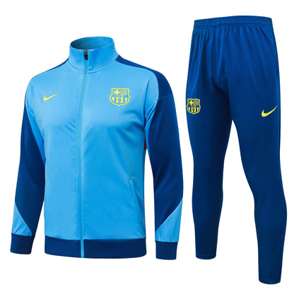 Barcelona анцуг 8