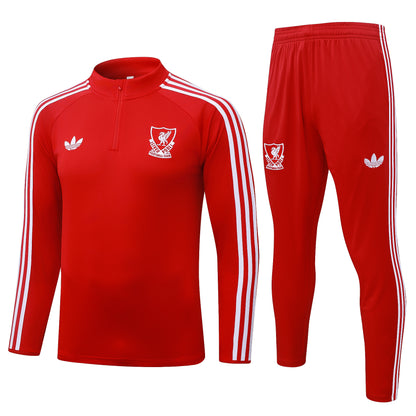 Liverpool анцуг 12