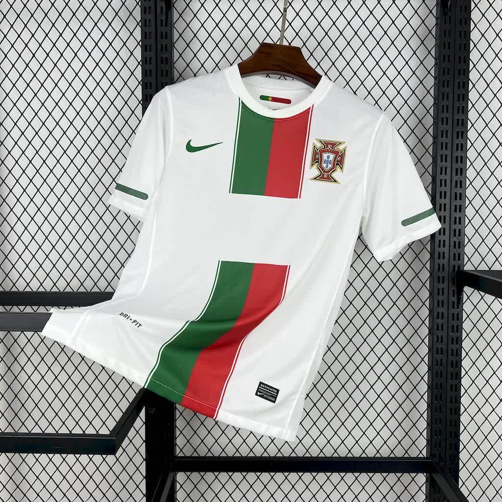 Portugal retro away tee 2010