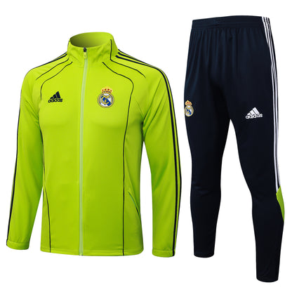 Real Madrid анцуг 16
