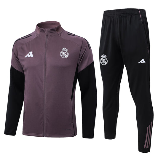 Real Madrid анцуг 46