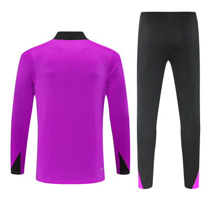 England анцуг 1