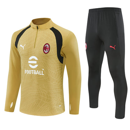 AC Milan анцуг 9