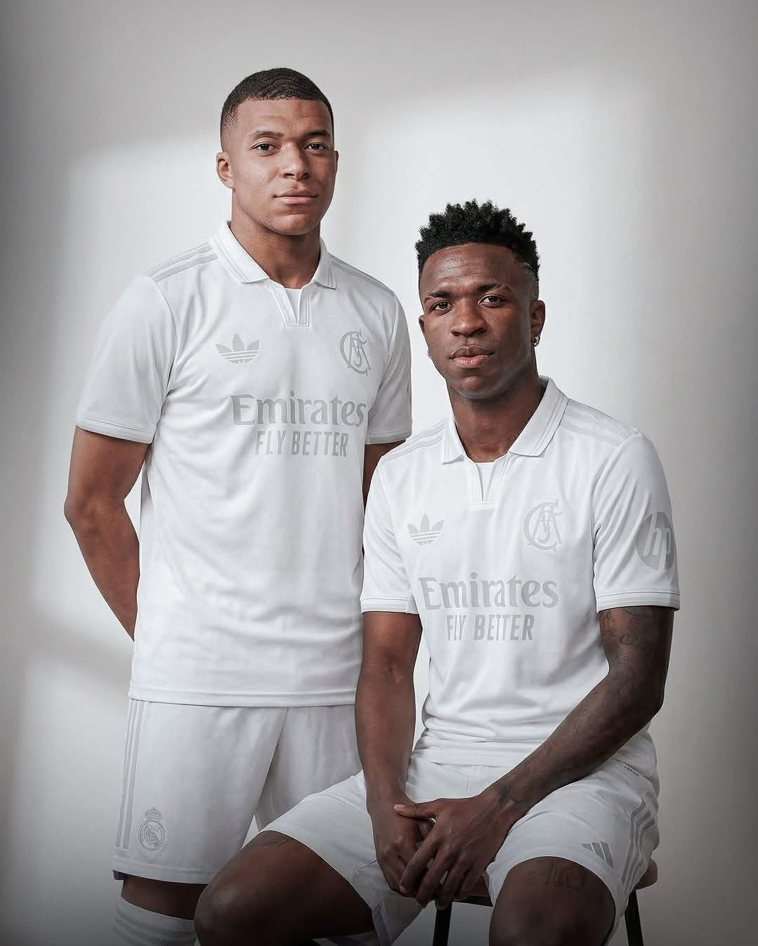 Real Madrid 125 годишнина - налична L размер