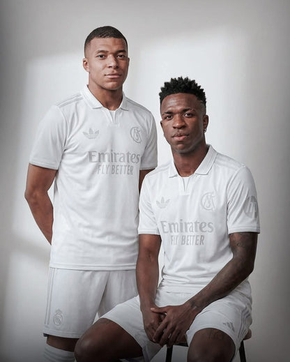 Real Madrid 125 годишнина - налична L размер