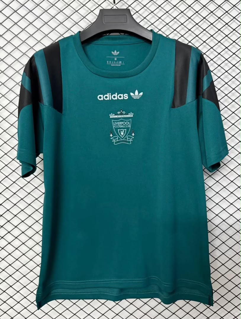 Liverpool Retro vibe green