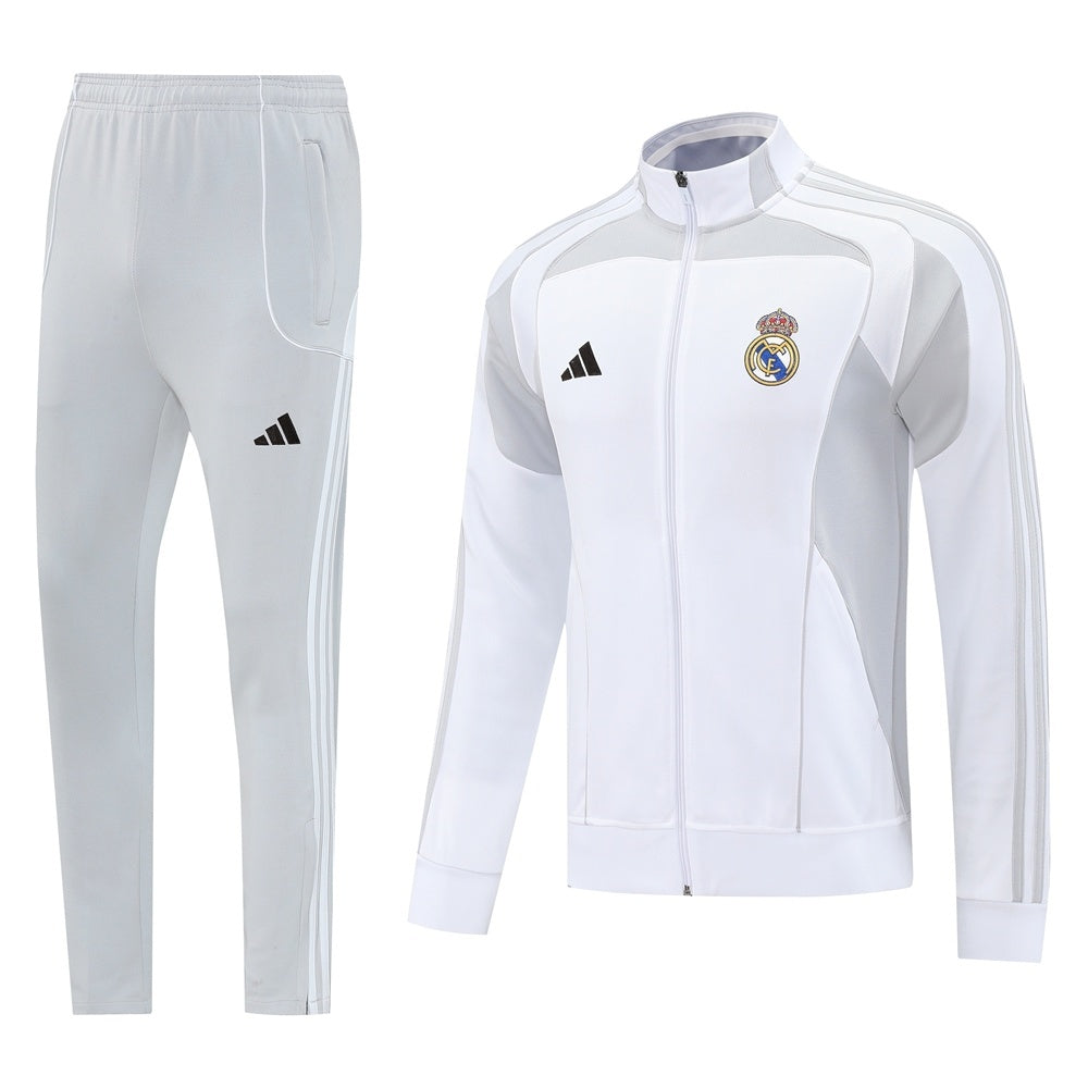 Real Madrid анцуг 3