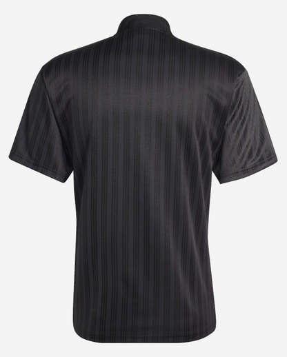 Liverpool retro black tee 95-96