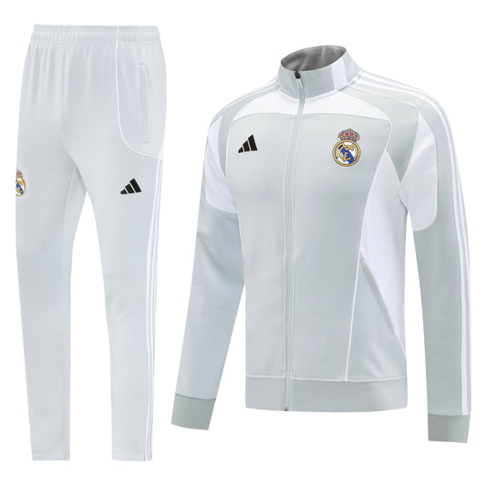 Real Madrid анцуг 4