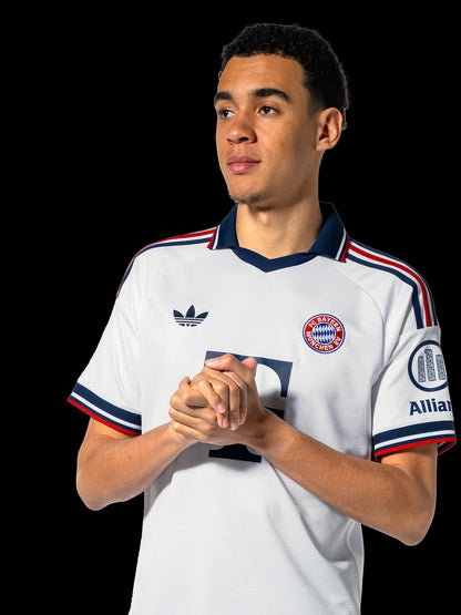 Bayern Munich away tee 26/27