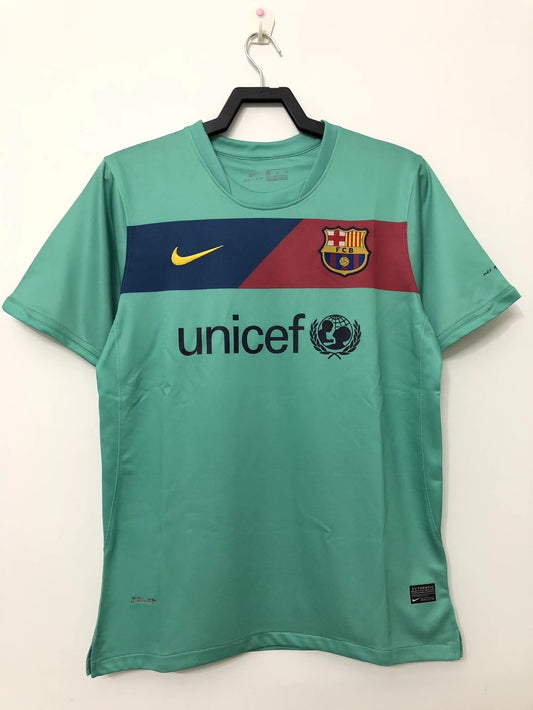 Barcelona 2010-11 away