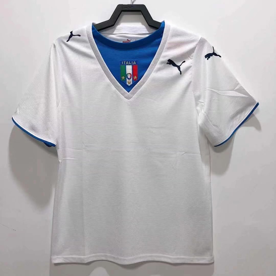Italy retro away tee 2006