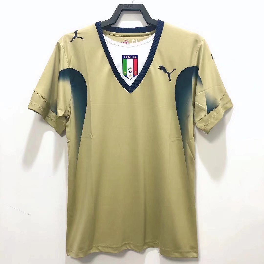 Italy retro GK tee 2006