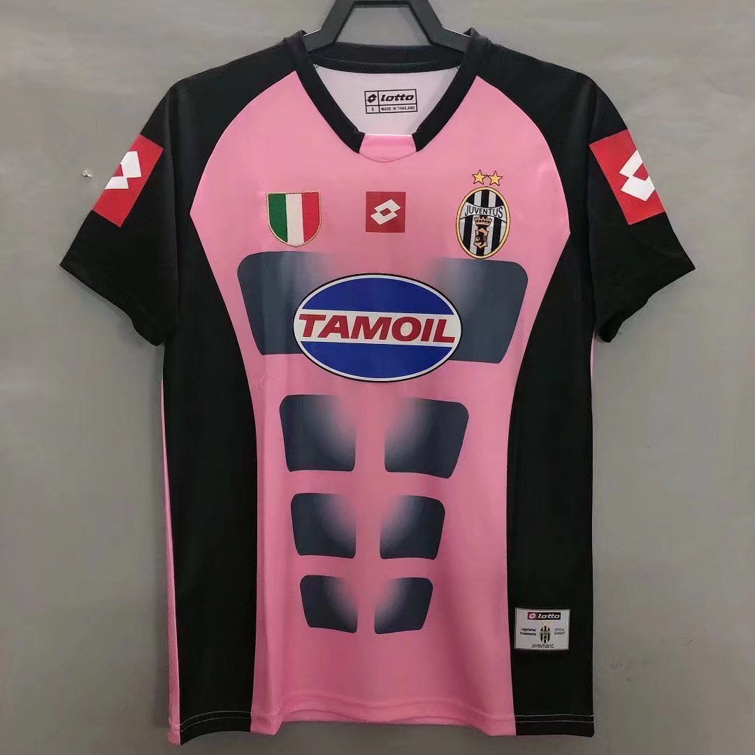 Juventus retro away tee 2002-03