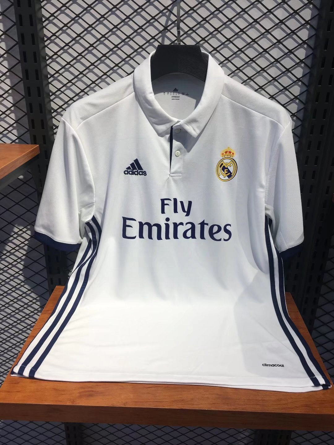 Real Madrid 2016-17 tee