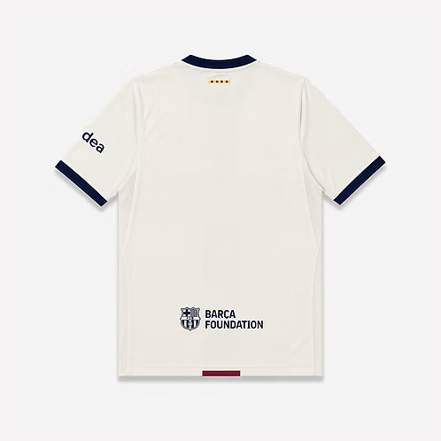 Barcelona fourth tee 26/27