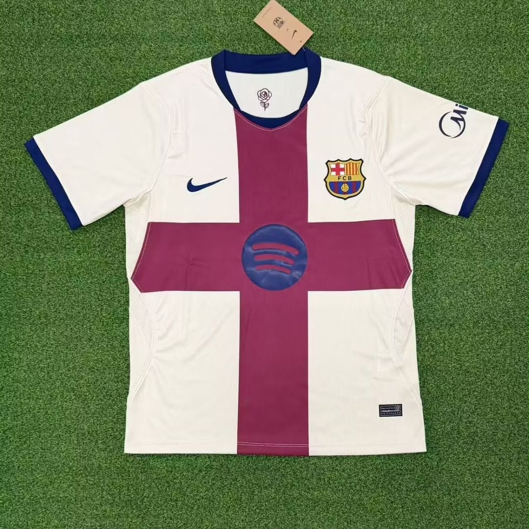 Barcelona fourth tee 26/27