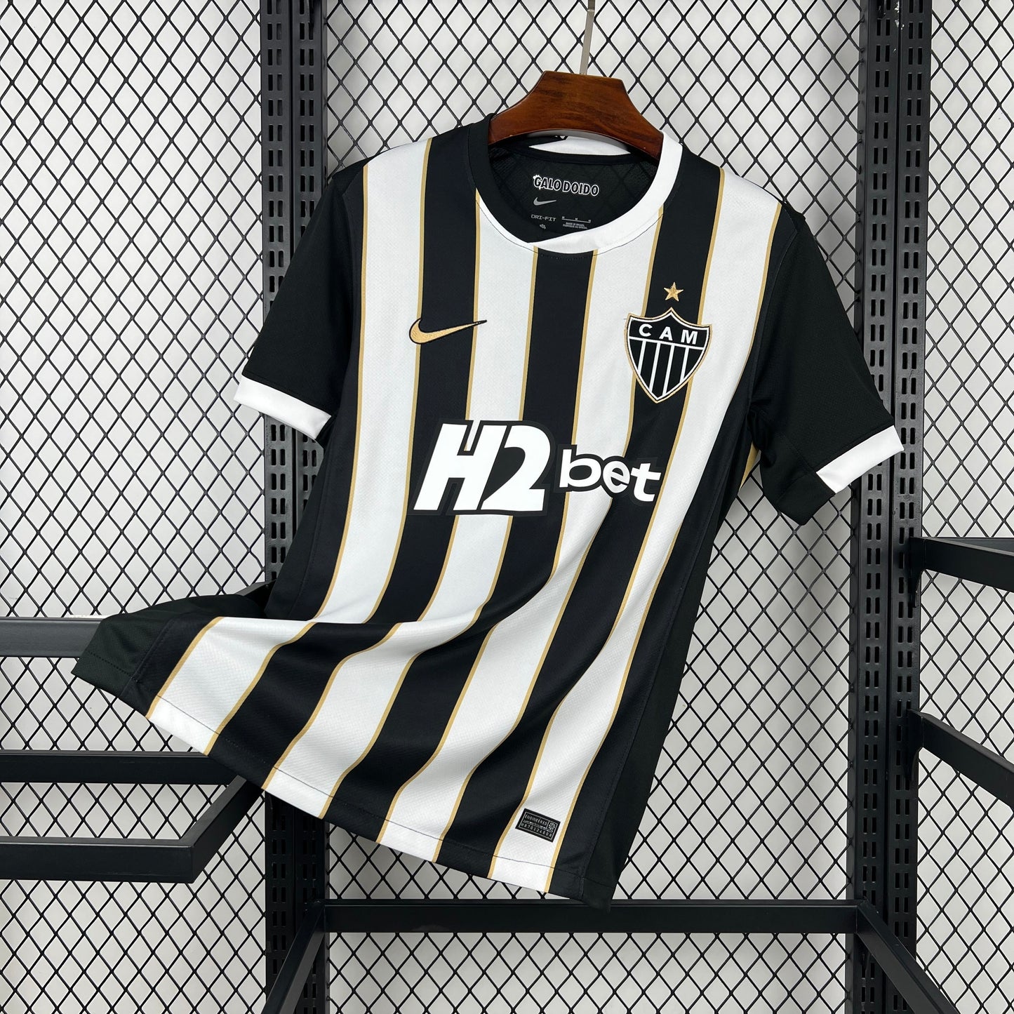 Atlético Mineiro home tee 2026/27
