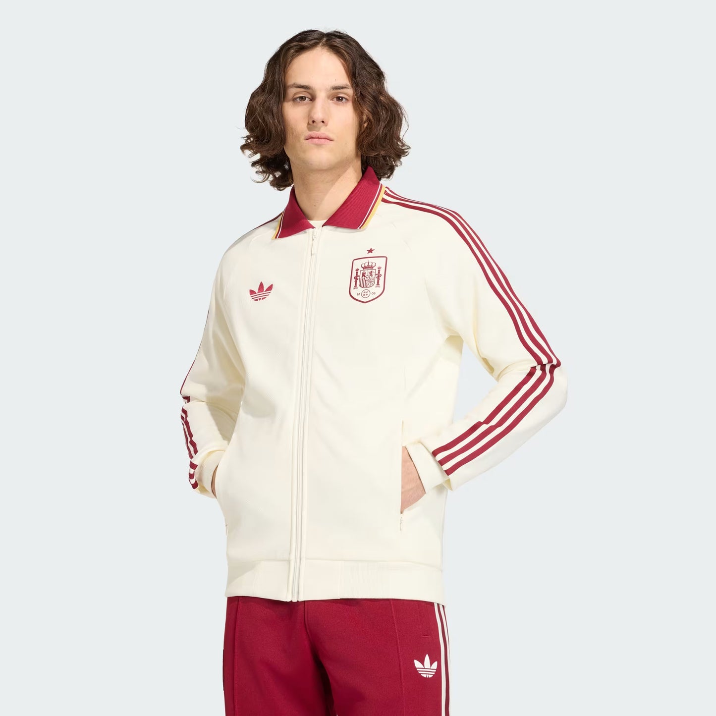 Spain анцуг 4