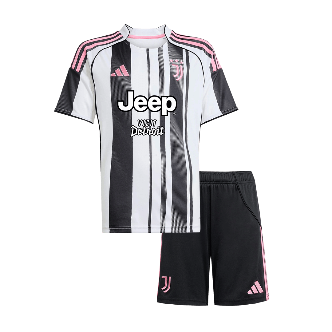 Juventus home - детски екип