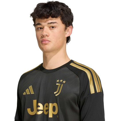 Juventus third tee 26/27