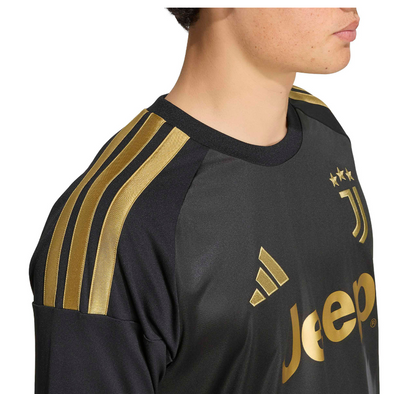 Juventus third tee 26/27