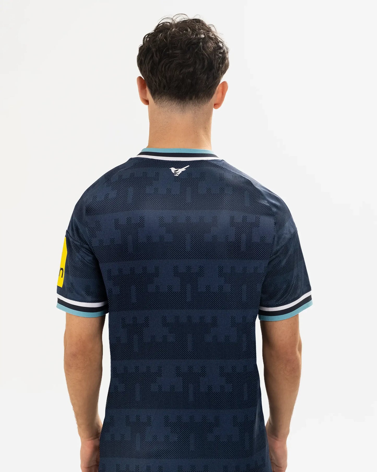 Newcastle away tee 26/27