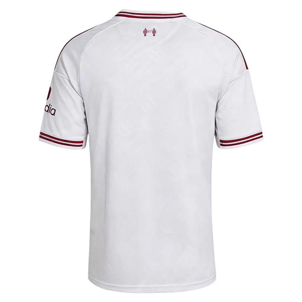 Liverpool away tee 26/27