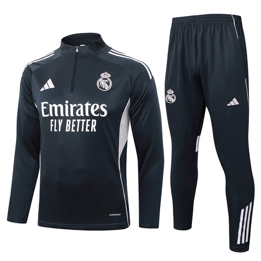 Real Madrid анцуг