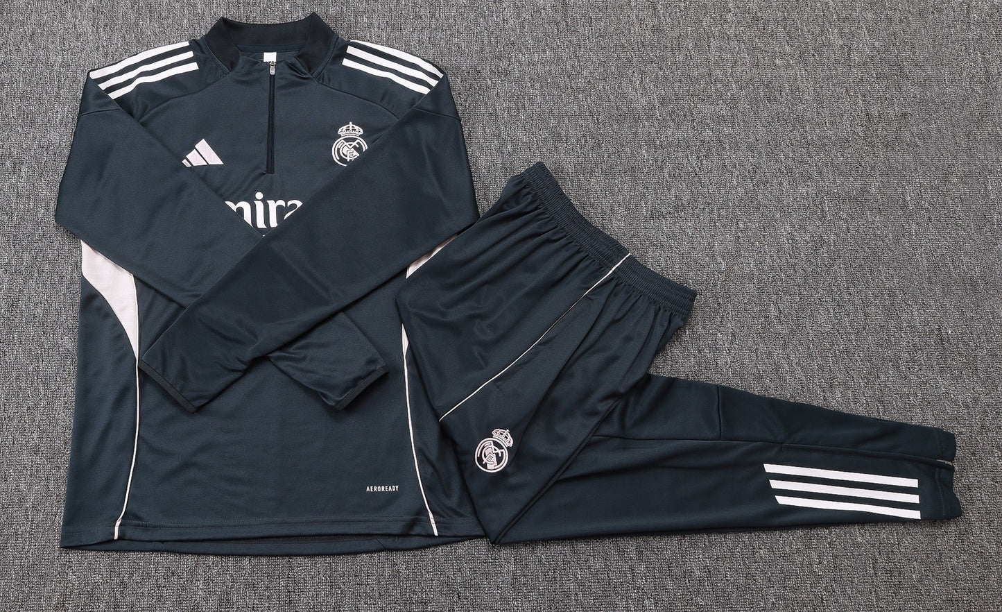 Real Madrid анцуг