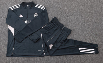 Real Madrid анцуг