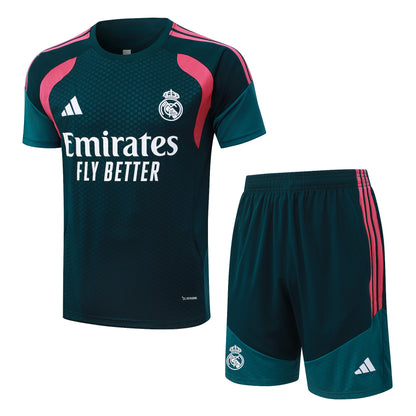 Real Madrid тренировъчен екип 1