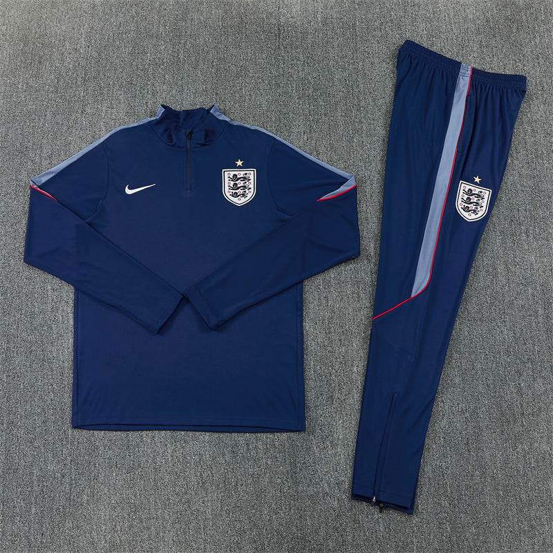 England анцуг 4