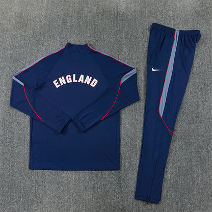 England анцуг 4